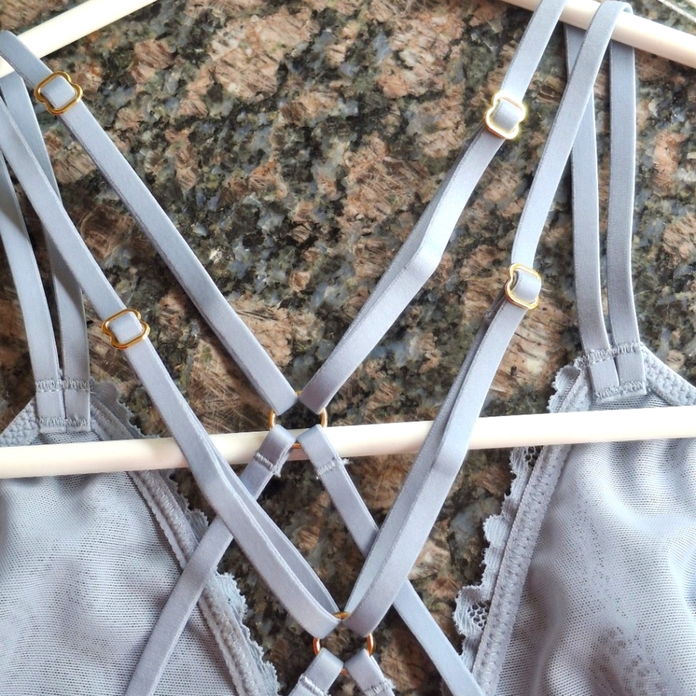 NEW aerie | Triangle 4 Strap Strappy Bralette Lace Floral Plunge Bra Blue Gold M - Picture 10 of 14